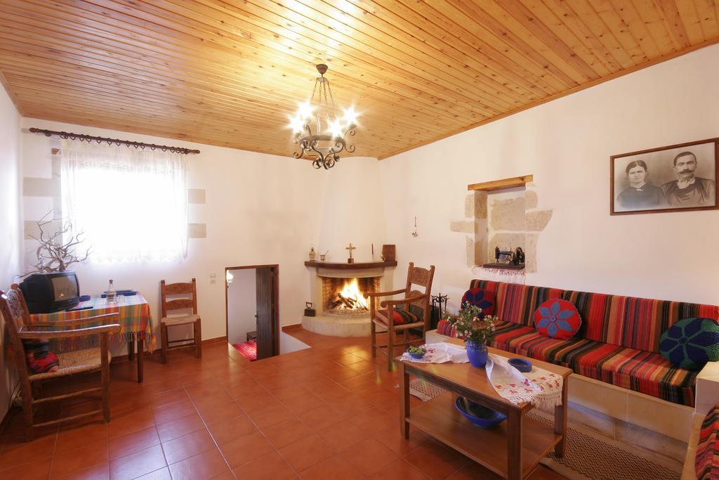 Fenareti Village House Makhairoí Eksteriør billede
